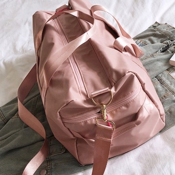 Handbags - Pink Duffle Bag
